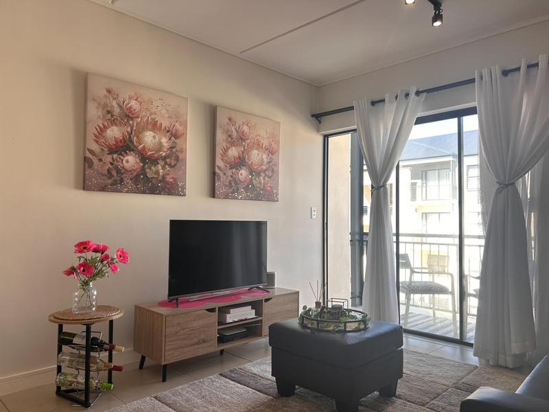 1 Bedroom Property for Sale in Sandown Western Cape